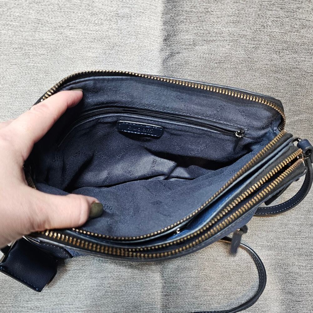 Bugatti Womens Dark Blue/Black Faux Leather Crossbody Bag EUC - Picture 5 of 12